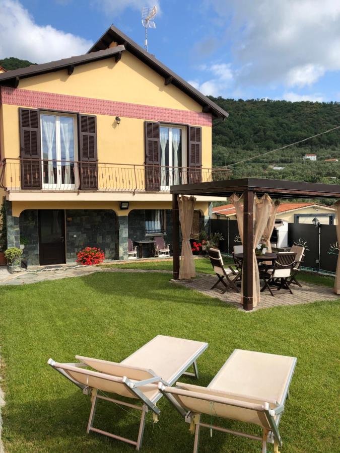 Casa Ginni Con Piscina E Giardino Caravonica Exterior foto