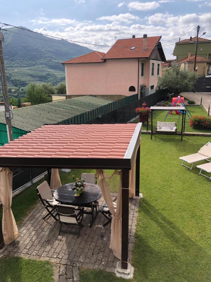Casa Ginni Con Piscina E Giardino Caravonica Exterior foto